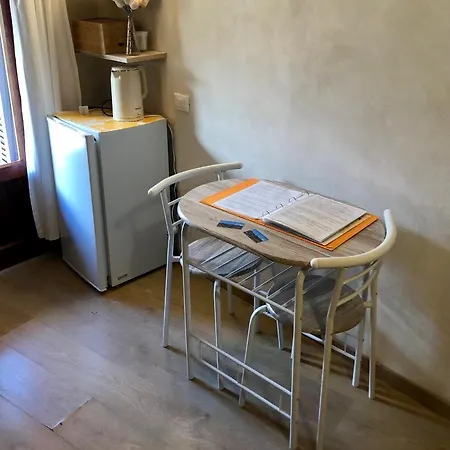 Stanza Con Terrazzo Vista - Lakeholiday Guest house Castel di Tora